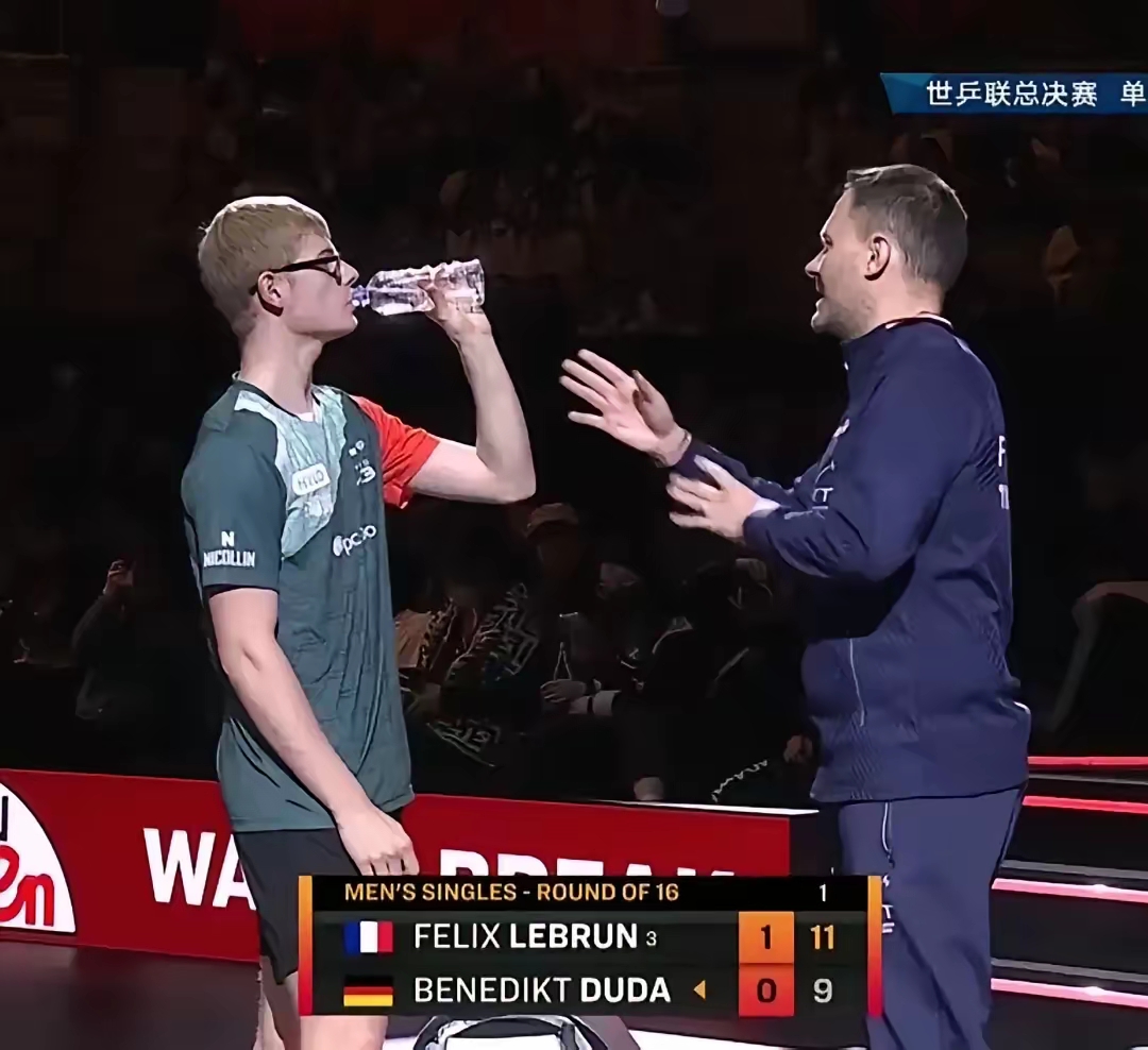 包含日本乒乓球队爆冷波兰乒乓球队，奥恰洛夫绝境逆转的词条