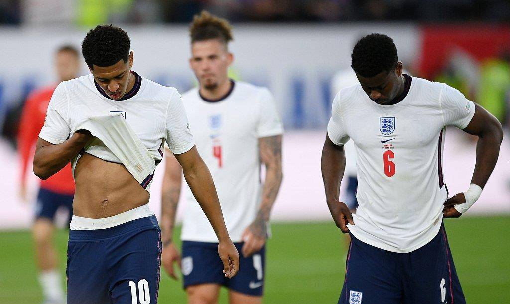 英格兰羽毛球队血洗日本羽毛球队,辛杜制霸全场的简单介绍 英格兰羽毛球队血洗日本羽毛球队,辛杜制霸全场的简单介绍