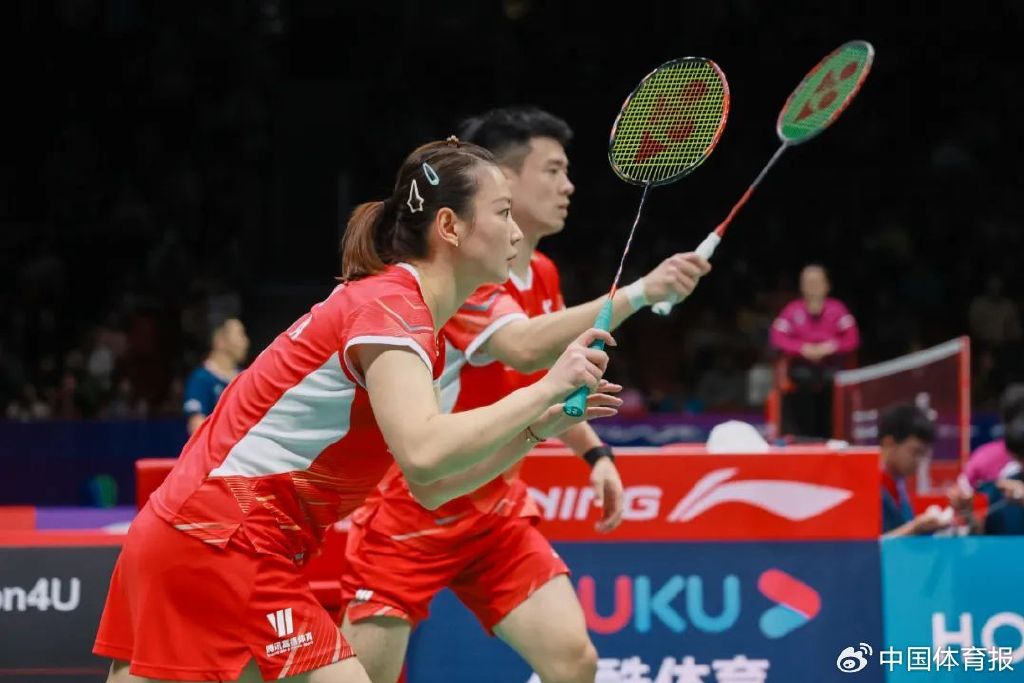 中国羽毛球队完胜韩国羽毛球队，戴资颖制霸全场