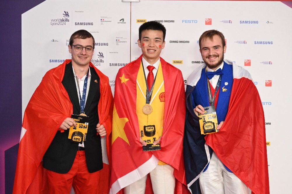 关于勇往直前，东京FC斩获胜利晋级的信息