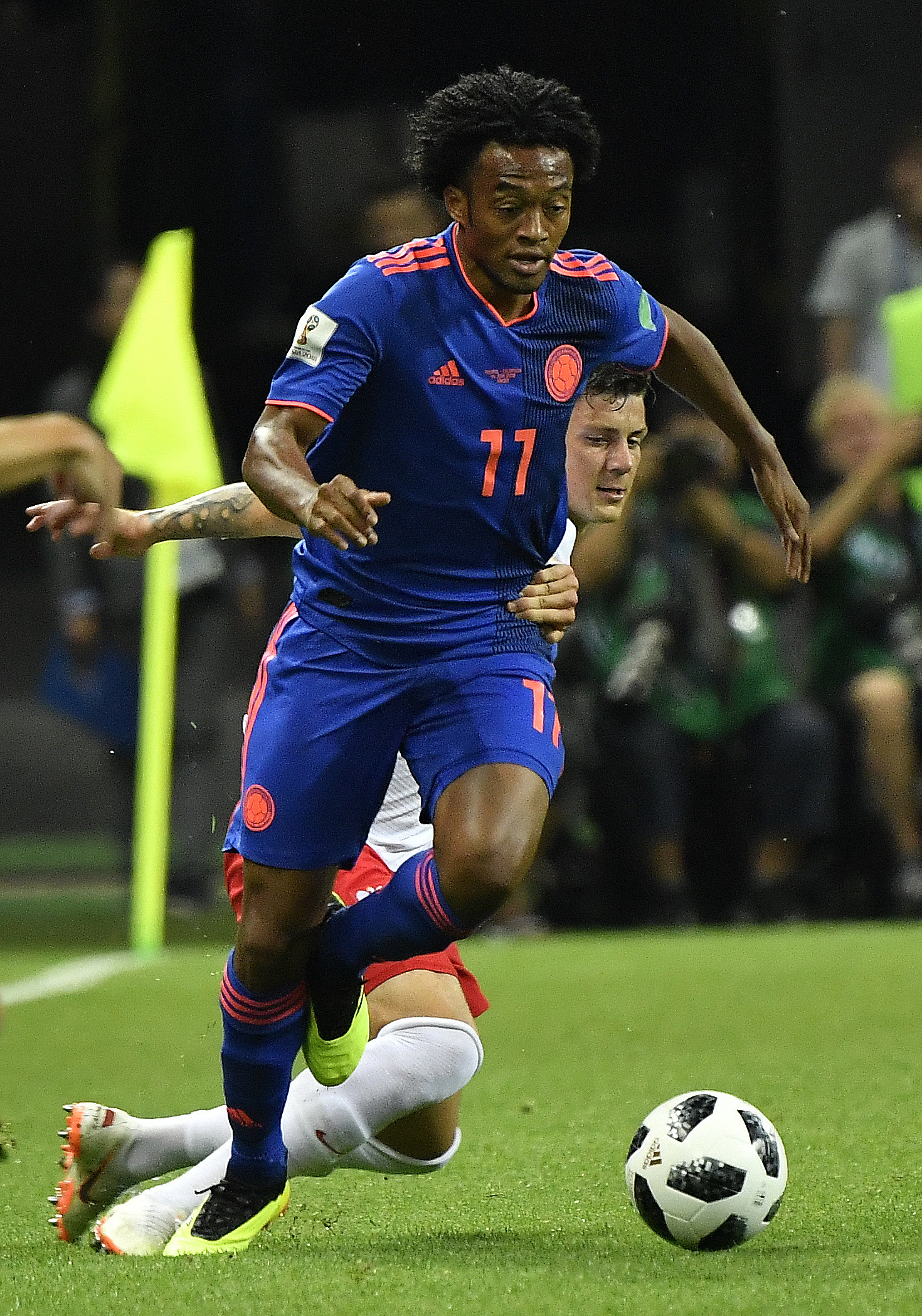 波兰完胜哥伦比亚，格拉利什关键制胜的简单介绍