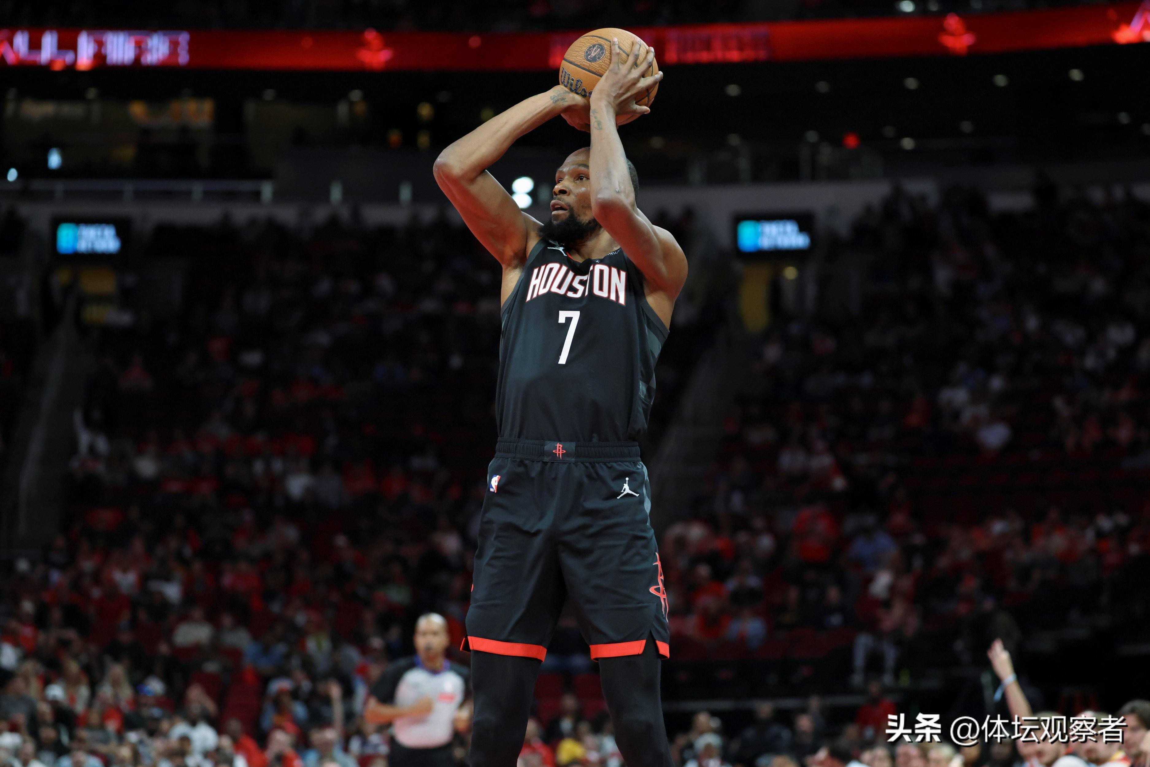 公牛轻取广东队，杜兰特状态火热的简单介绍