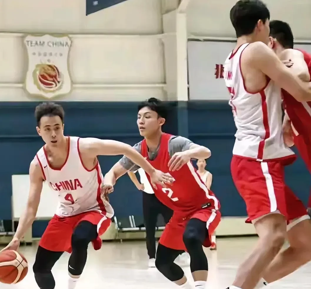 关于热血对拼：天津队对抗深圳队的信息