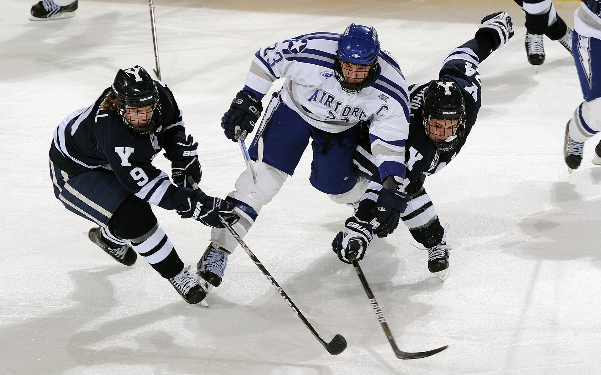 当迈阿密热浪席卷盐湖城,亚平宁的篮球魔法师正在上演独角戏
