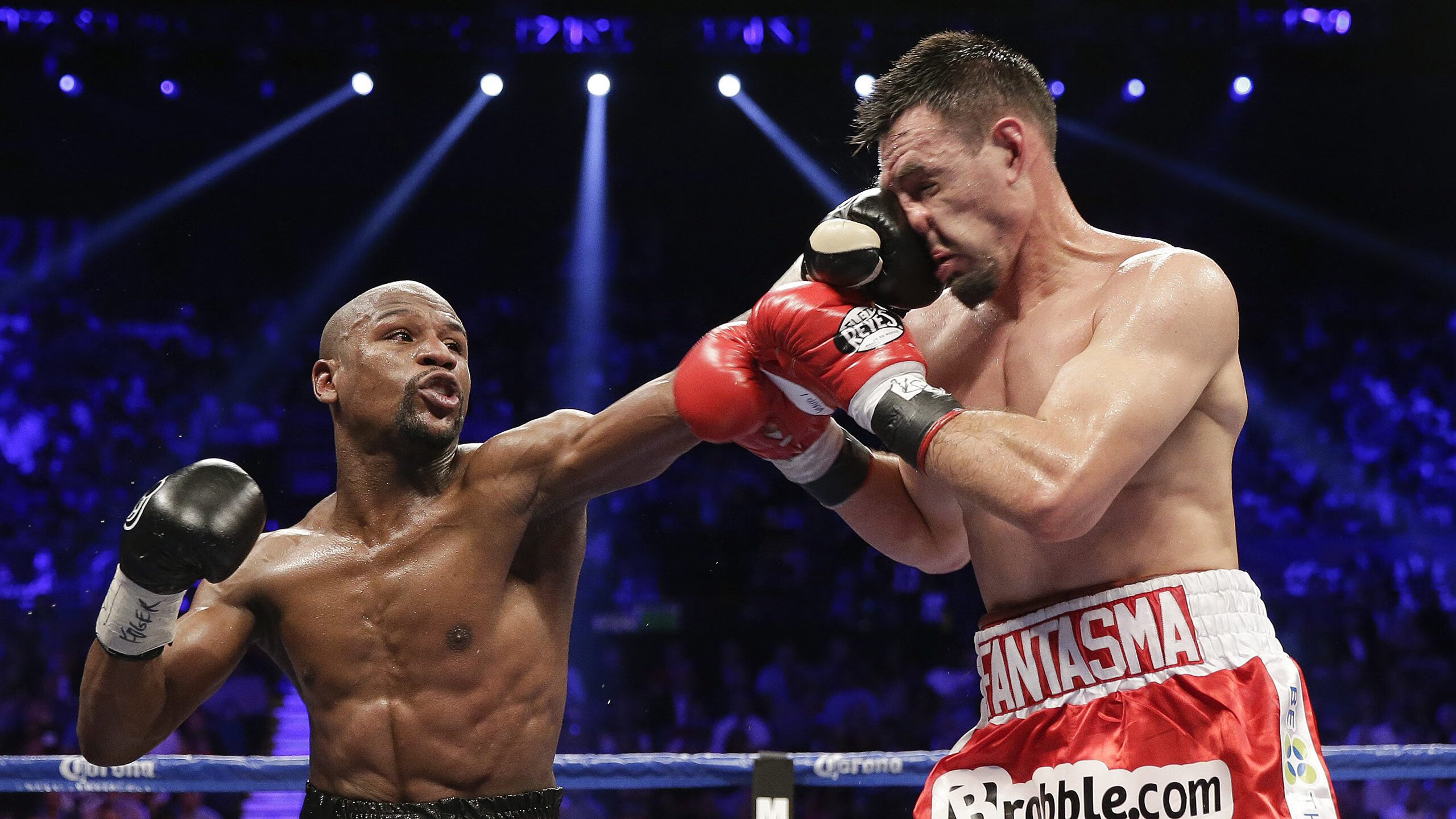 赛道与球场,F1街道赛的精密博弈与森林狼的狂野奔袭